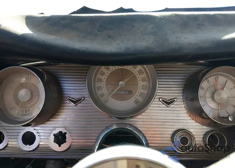 1960 Ford Thunderbird из США, поврежденный, VIN 0Y71Y166846